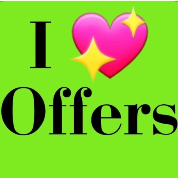 Meet your Posher, TOYA💓 LIKE TO BE NOTIFIED WHEN I GO LIVE 🥳‼️ - Picture 7 of 10